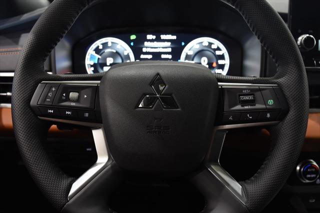 new 2024 Mitsubishi Outlander car, priced at $36,255