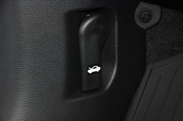 new 2025 Mitsubishi Outlander car, priced at $35,404