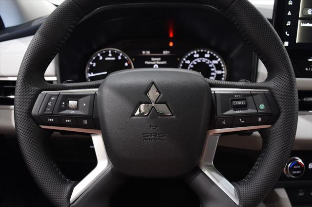 new 2025 Mitsubishi Outlander car, priced at $35,404