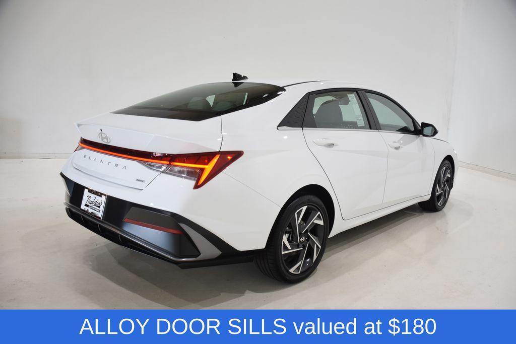 new 2025 Hyundai ELANTRA HEV car, priced at $29,113
