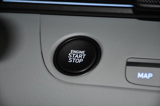 new 2025 Hyundai Elantra car, priced at $30,113