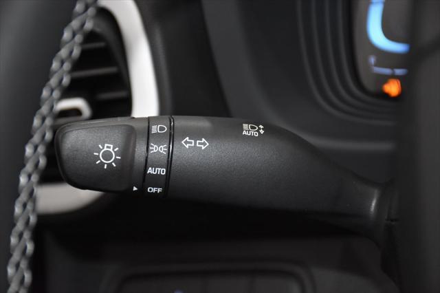 new 2025 Hyundai Venue car, priced at $24,881