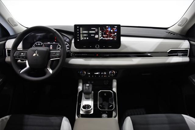 new 2025 Mitsubishi Outlander car, priced at $35,437