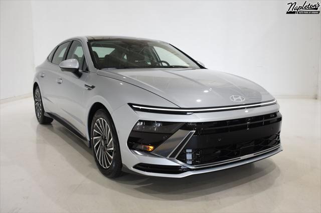 new 2025 Hyundai Sonata Hybrid car, priced at $38,516