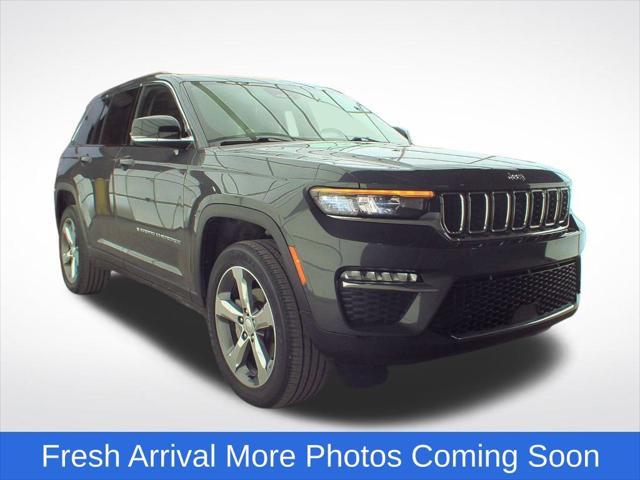 used 2022 Jeep Grand Cherokee car, priced at $32,435