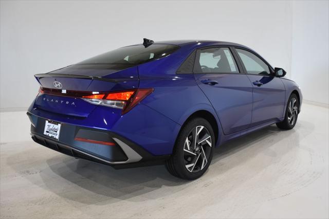 new 2025 Hyundai Elantra car, priced at $22,084