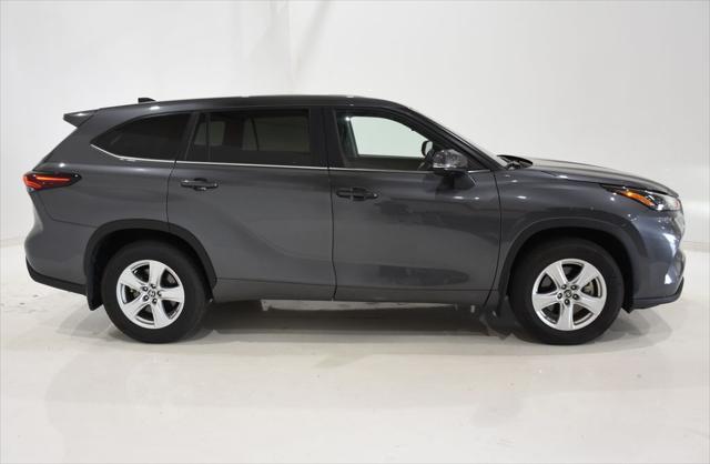 used 2024 Toyota Highlander car, priced at $38,709