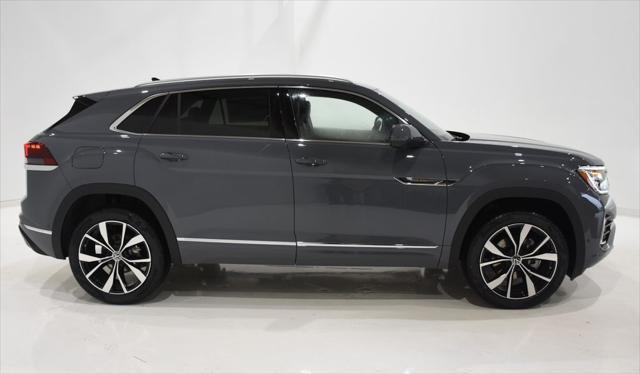 new 2025 Volkswagen Atlas Cross Sport car, priced at $51,199