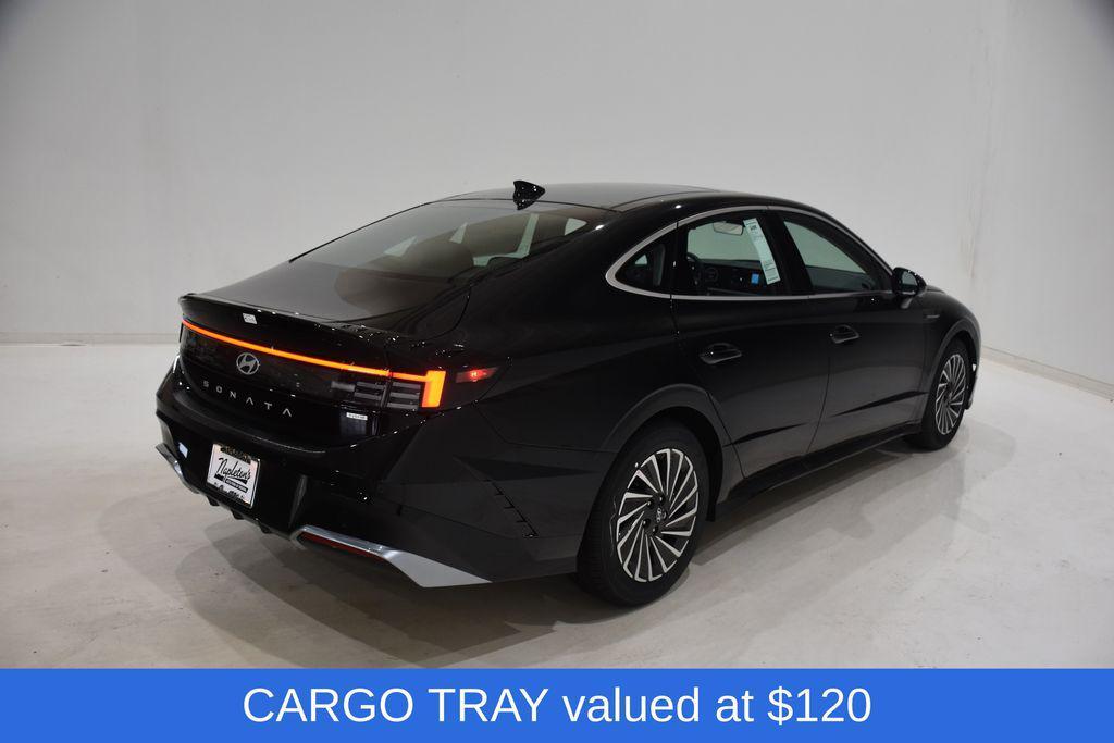 new 2025 Hyundai Sonata Hybrid car, priced at $35,771