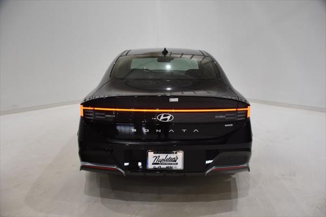 new 2025 Hyundai Sonata Hybrid car, priced at $37,271