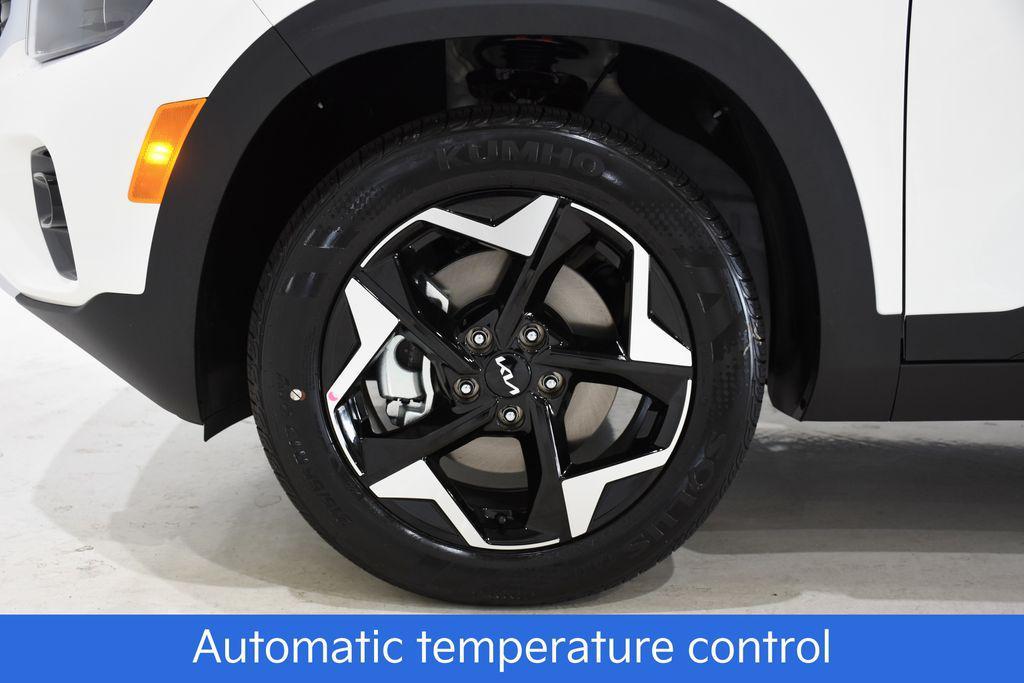 new 2026 Kia Seltos car, priced at $27,853