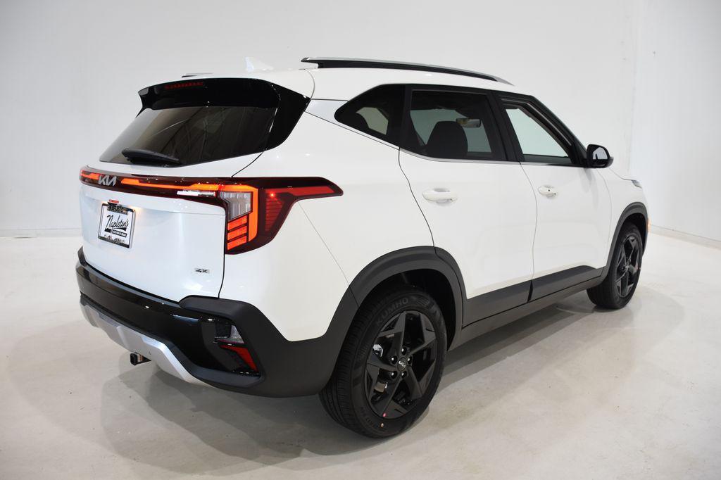 new 2026 Kia Seltos car, priced at $31,239