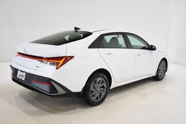 new 2025 Hyundai ELANTRA HEV car, priced at $26,911