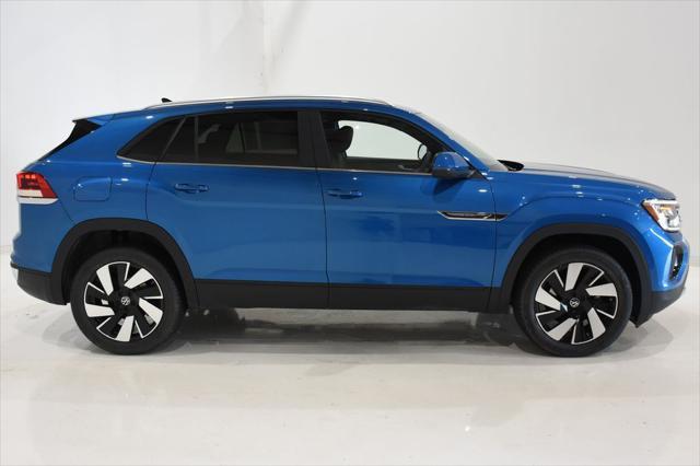 new 2024 Volkswagen Atlas Cross Sport car, priced at $40,291