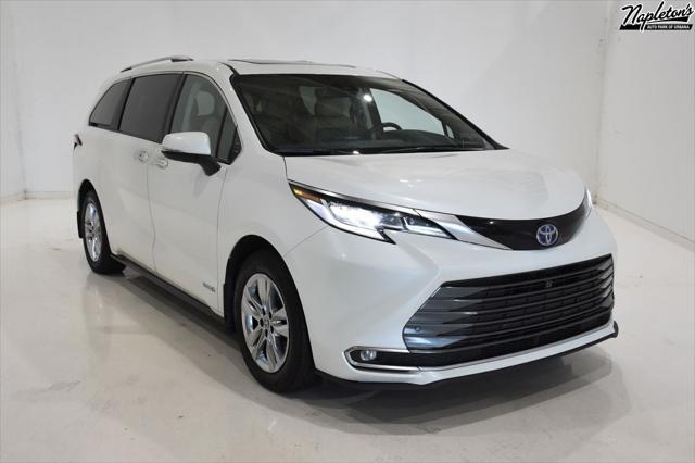 used 2021 Toyota Sienna car, priced at $38,500