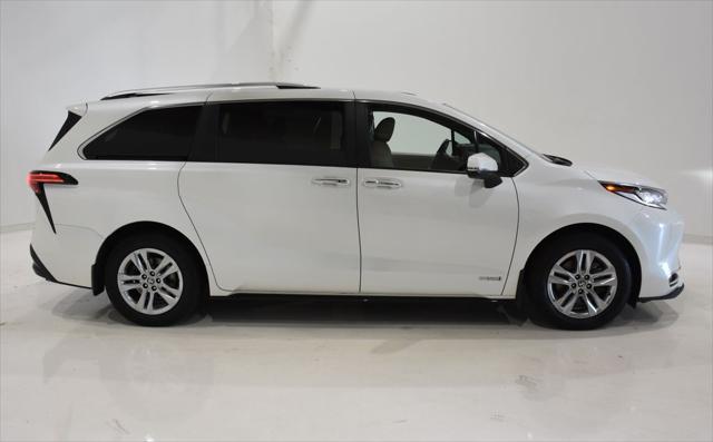 used 2021 Toyota Sienna car, priced at $38,500