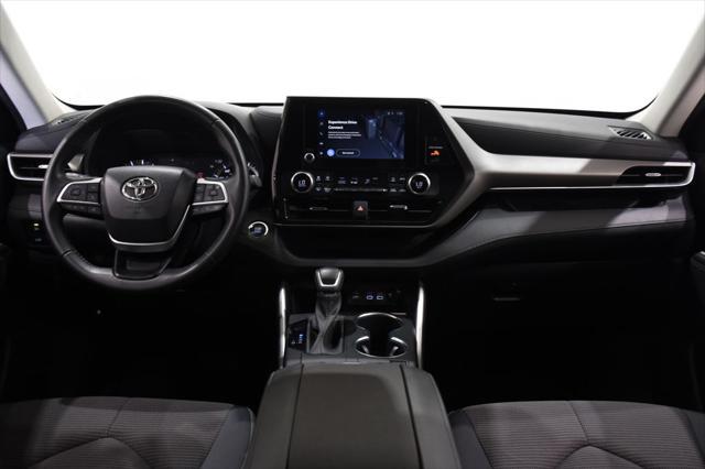 used 2024 Toyota Highlander car, priced at $38,890