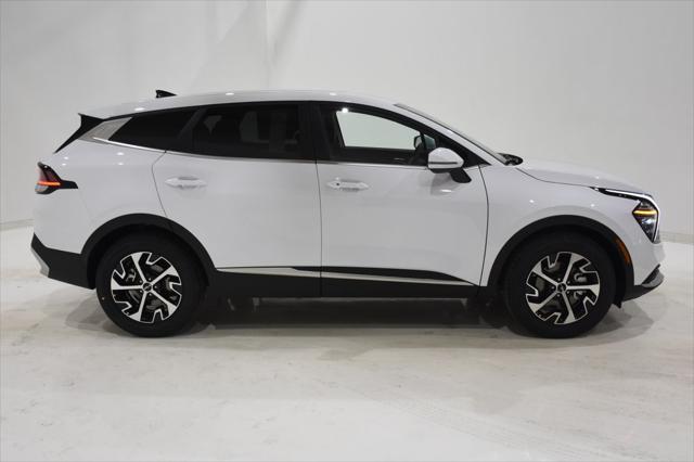 new 2025 Kia Sportage car, priced at $28,800