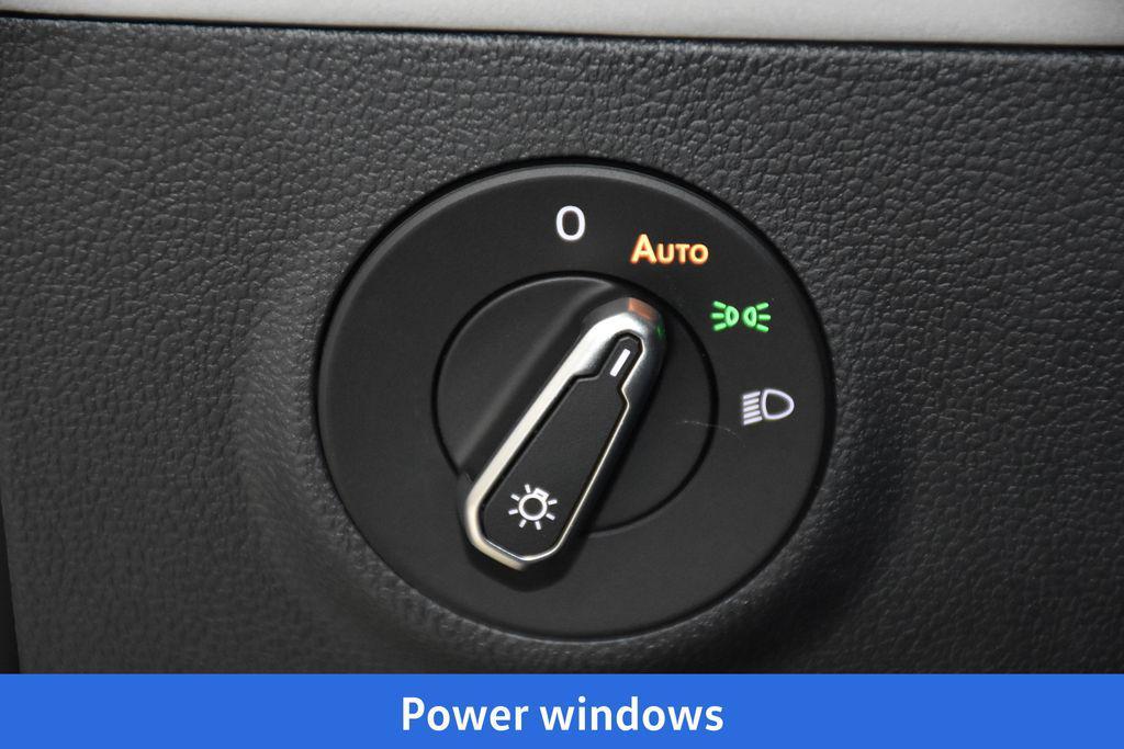 new 2026 Volkswagen Taos car, priced at $33,351