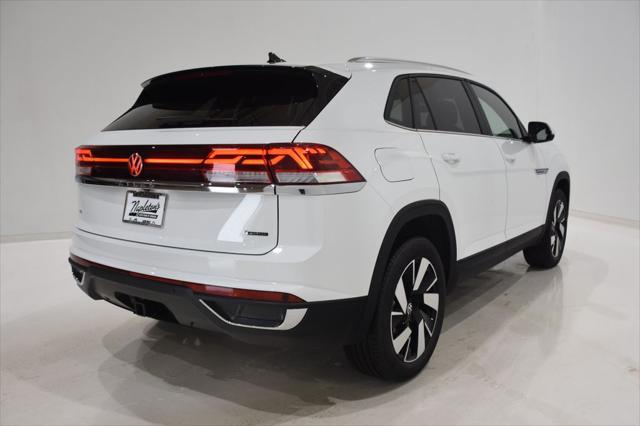 new 2025 Volkswagen Atlas Cross Sport car, priced at $43,091