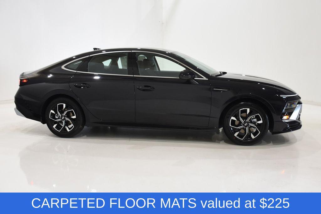 new 2025 Hyundai Sonata car, priced at $28,083