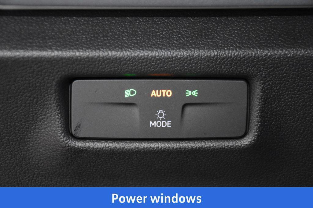 new 2025 Volkswagen Tiguan car, priced at $33,270