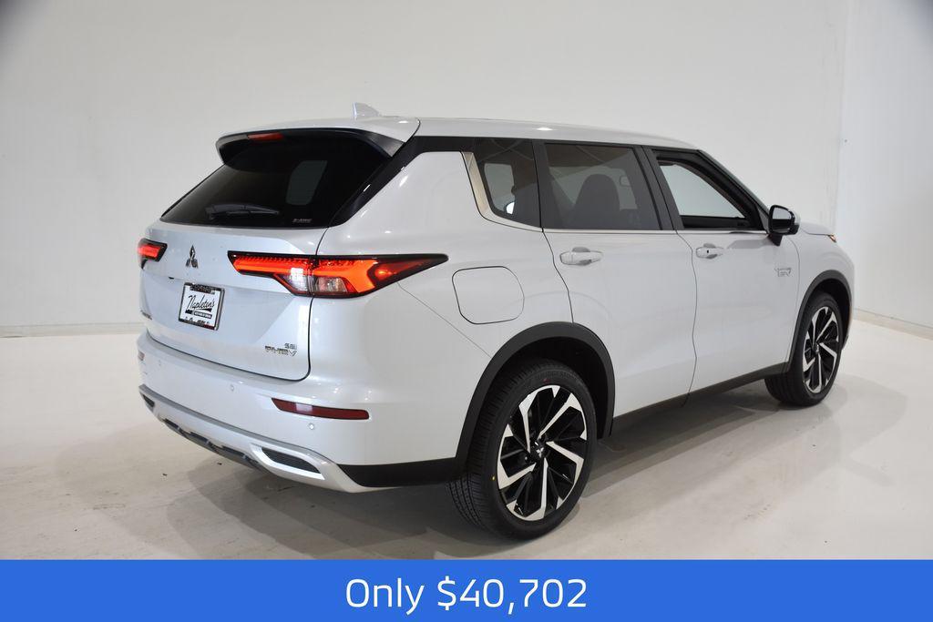 new 2025 Mitsubishi Outlander PHEV car, priced at $40,702