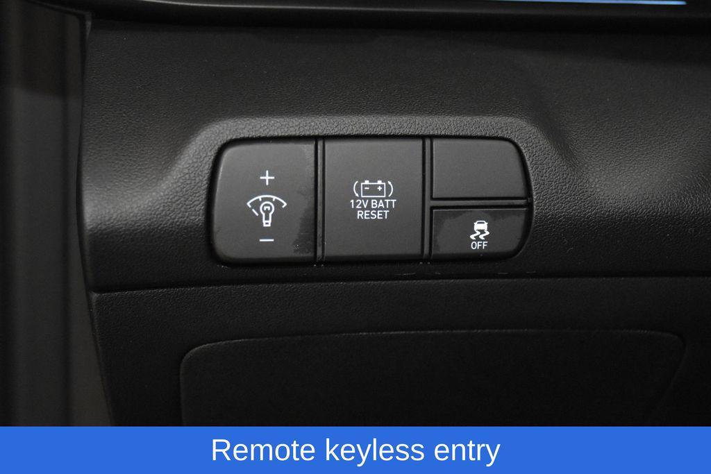 new 2025 Hyundai ELANTRA HEV car, priced at $25,589