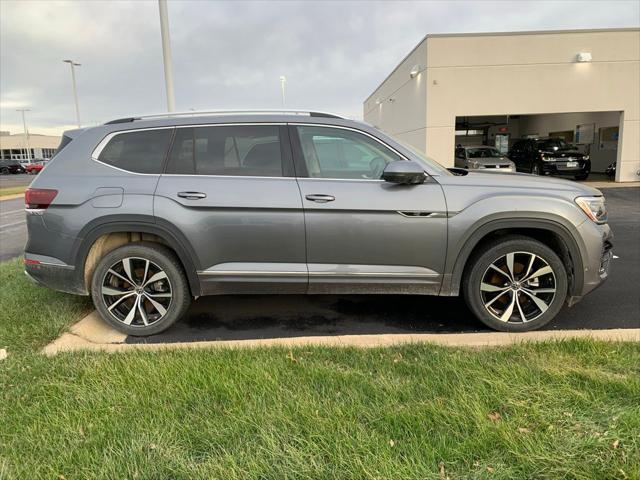 used 2024 Volkswagen Atlas car, priced at $44,450