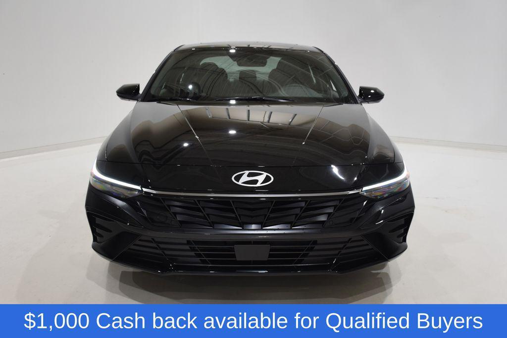 new 2025 Hyundai Elantra car, priced at $25,217