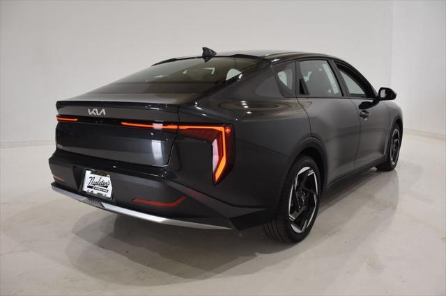 new 2025 Kia K4 car, priced at $23,662