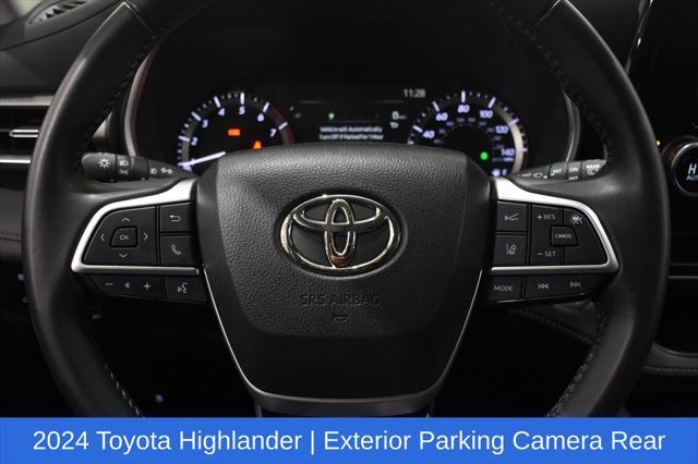 used 2024 Toyota Highlander car, priced at $40,949