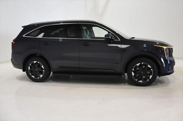 new 2025 Kia Sorento car, priced at $39,080