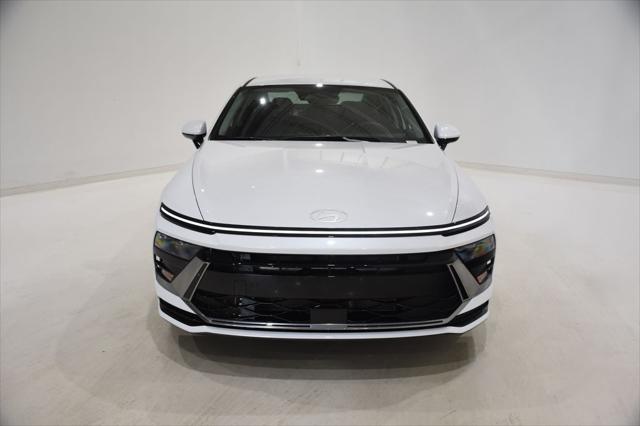new 2025 Hyundai Sonata car, priced at $30,558