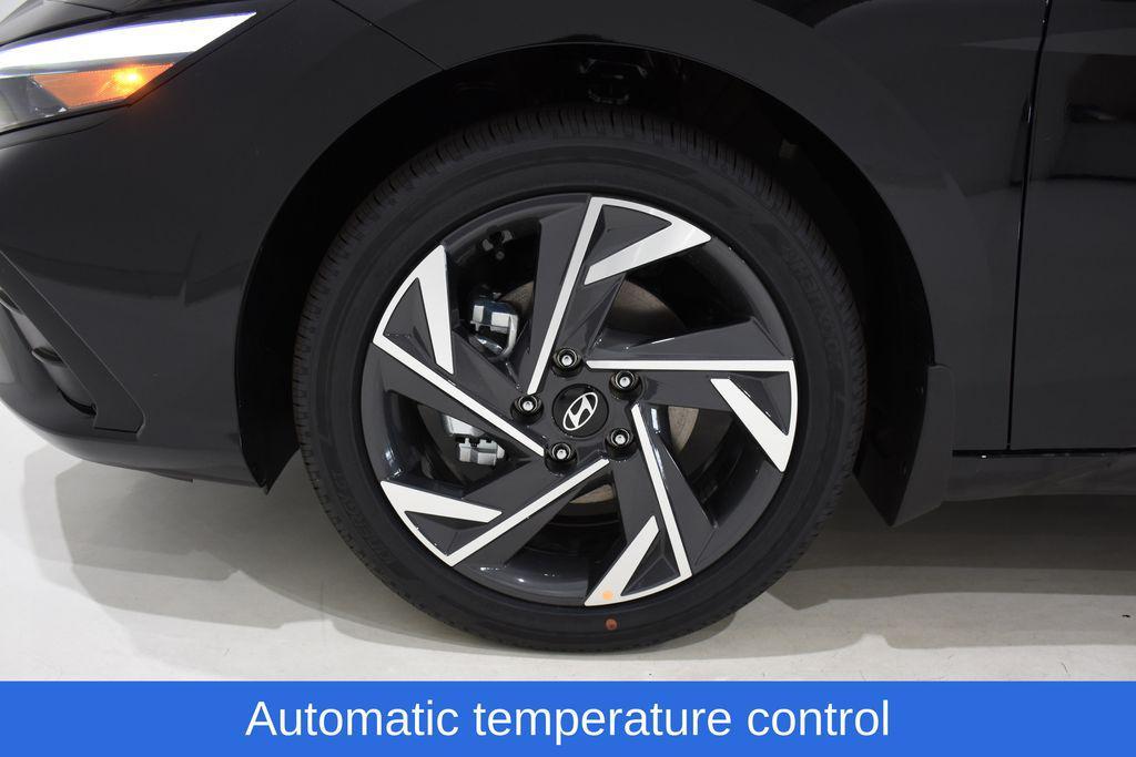 new 2025 Hyundai ELANTRA HEV car, priced at $25,589