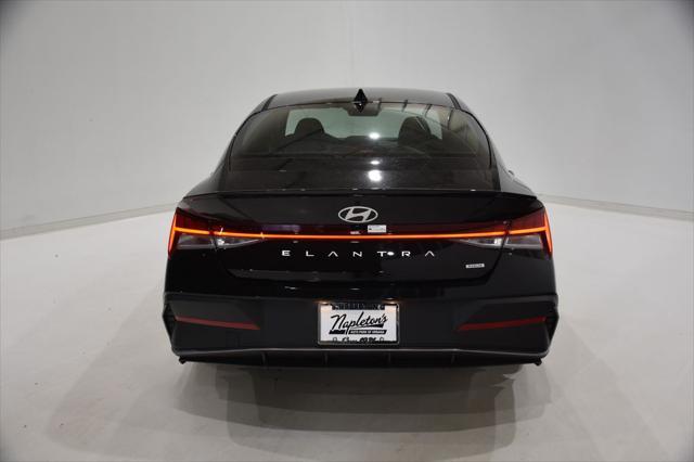 new 2025 Hyundai Elantra car, priced at $27,839