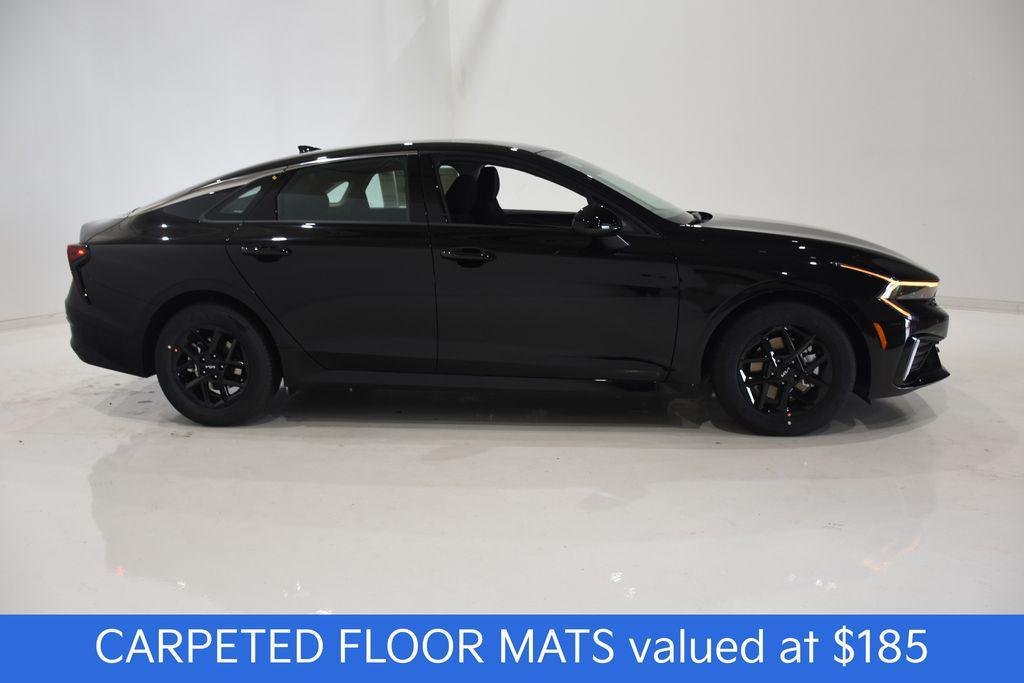 new 2025 Kia K5 car, priced at $24,758