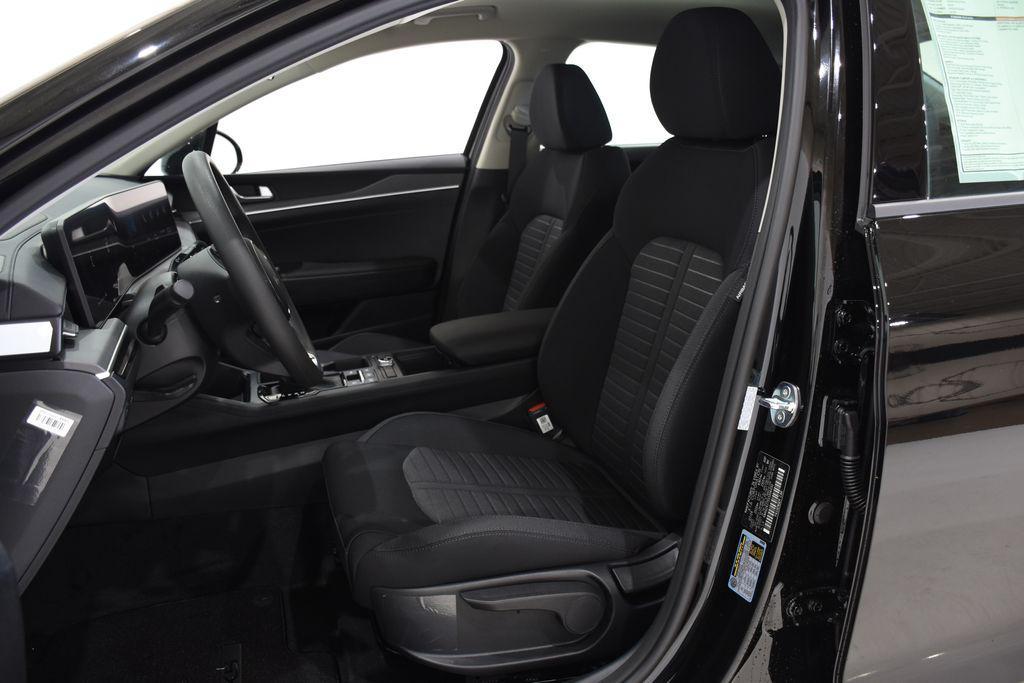 new 2025 Kia K5 car, priced at $24,758