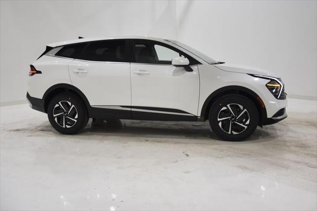 new 2025 Kia Sportage Hybrid car, priced at $30,528