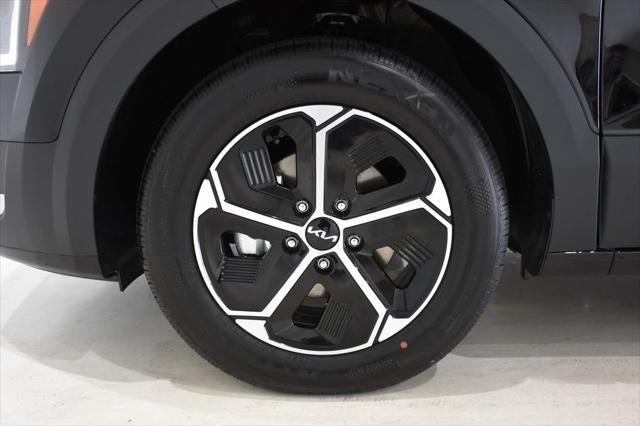 new 2025 Kia Niro car, priced at $32,285