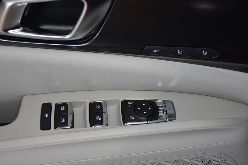 new 2026 Kia Carnival Hybrid car, priced at $50,535