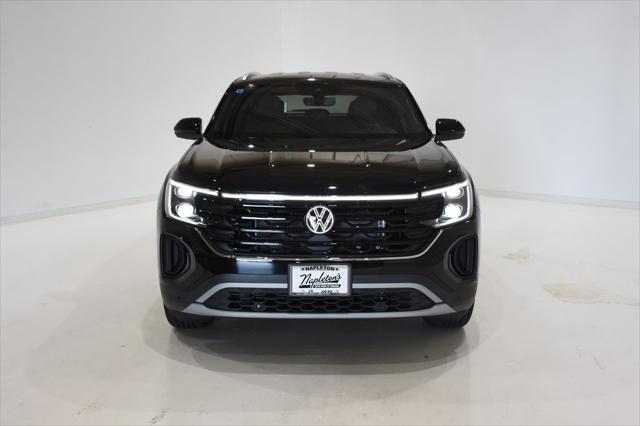 new 2024 Volkswagen Atlas Cross Sport car, priced at $39,259