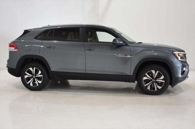 new 2025 Volkswagen Atlas Cross Sport car, priced at $38,959