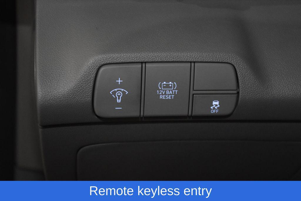 new 2025 Hyundai ELANTRA HEV car, priced at $25,589