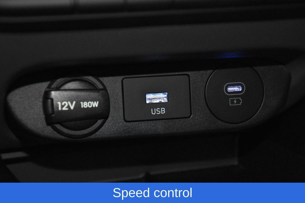 new 2025 Hyundai ELANTRA HEV car, priced at $25,589