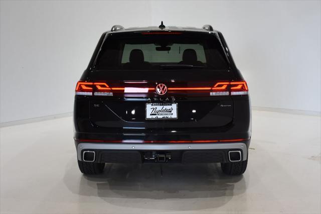 new 2024 Volkswagen Atlas car, priced at $43,116