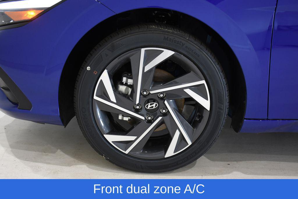 new 2025 Hyundai Elantra car, priced at $21,461