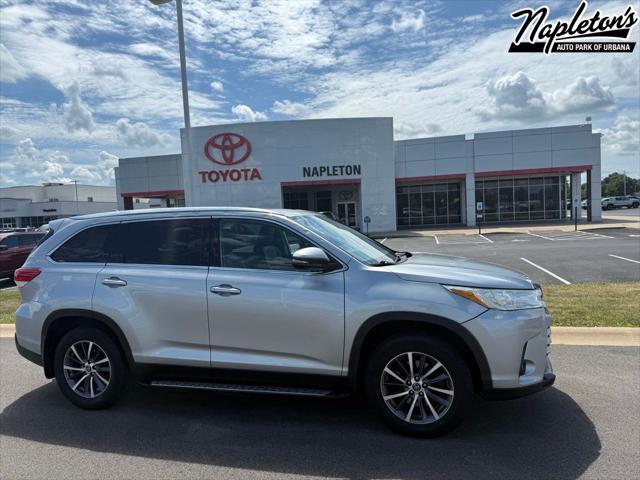 used 2019 Toyota Highlander car, priced at $27,564