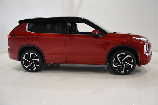 new 2024 Mitsubishi Outlander car, priced at $36,505