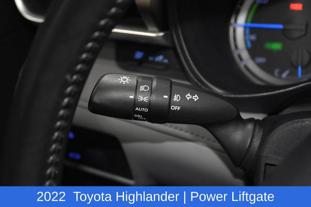 used 2022 Toyota Highlander Hybrid car, priced at $27,723